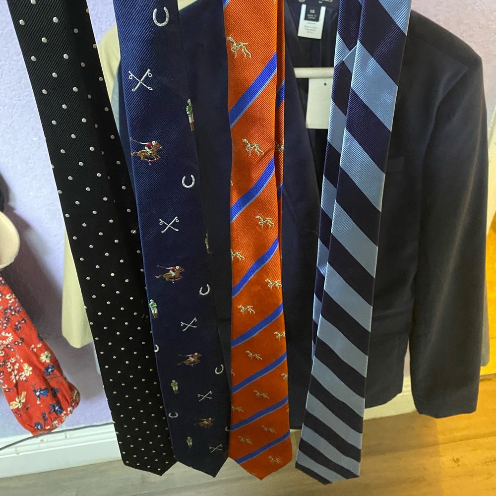Four beautiful ties. 1 Ralph Lauren 3 Jcrew.  6-7